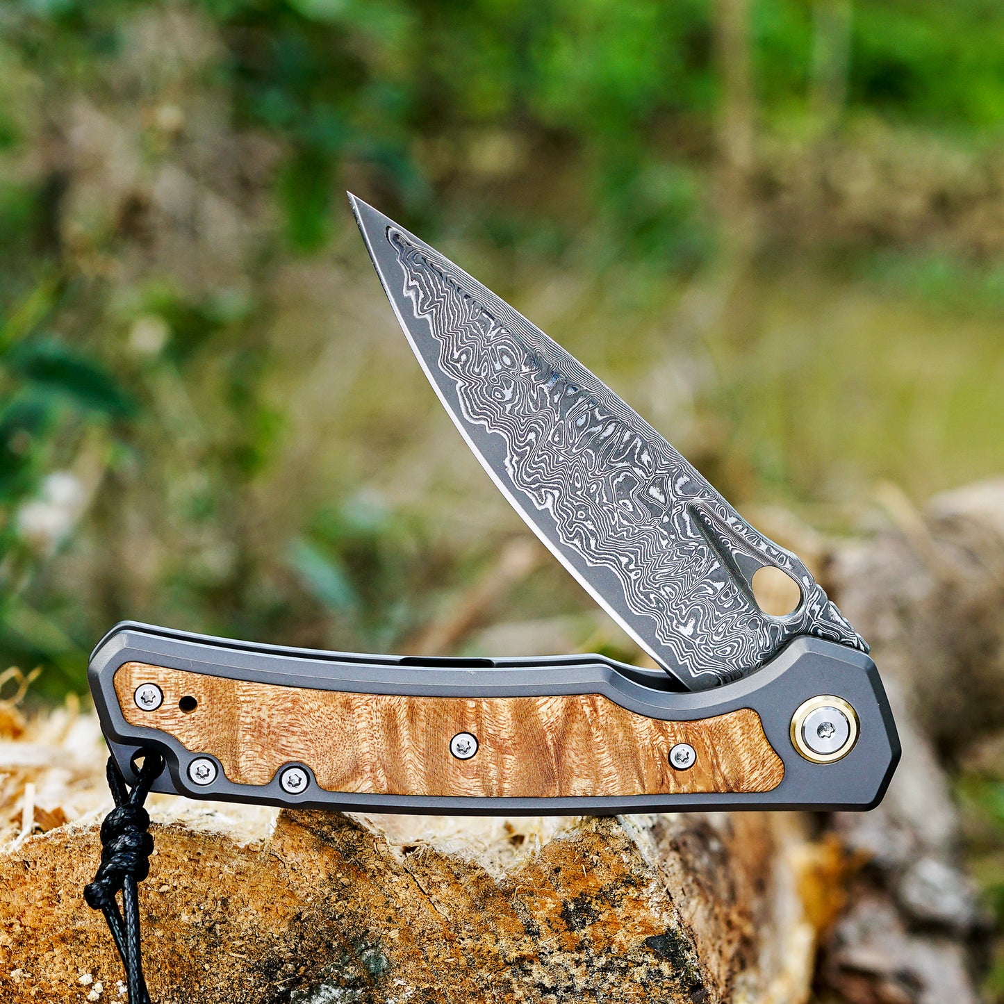 VNLA handmade Japan Damascus steel pocket knife,3.39in VG10 blade men and women Folding knife,With holster,Frame lock,Maple handle,Reversible Pocket Clip,Suitable for EDC outdoor camping